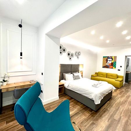 בלגרד Moni Downtown Luxury Apartments מראה חיצוני תמונה