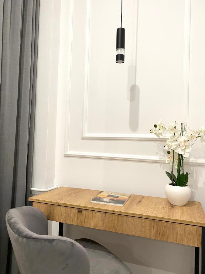 בלגרד Moni Downtown Luxury Apartments מראה חיצוני תמונה